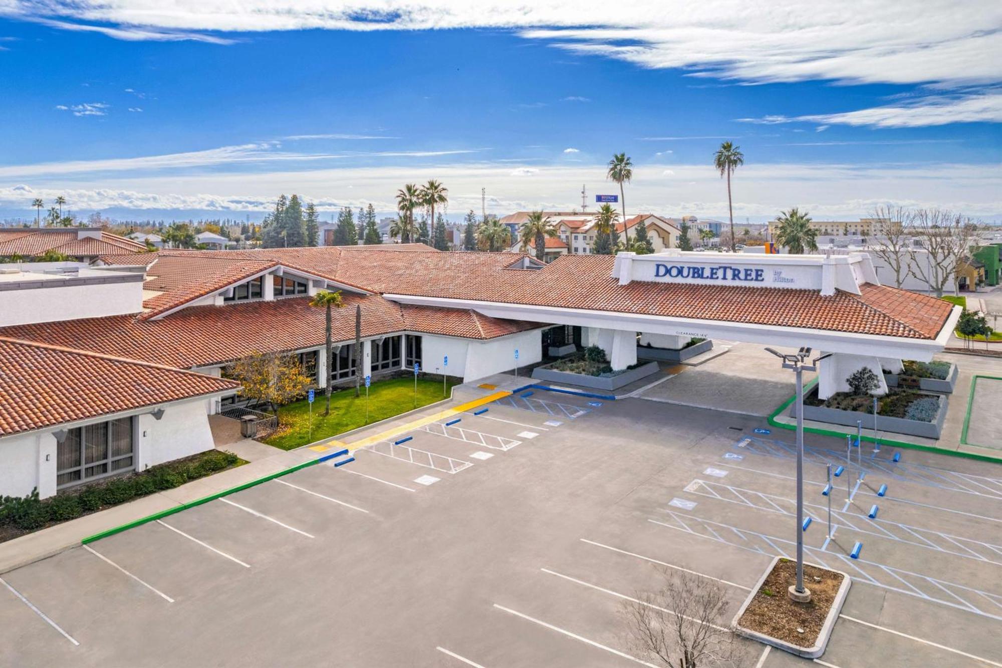 Doubletree By Hilton Bakersfield Hotel Luaran gambar