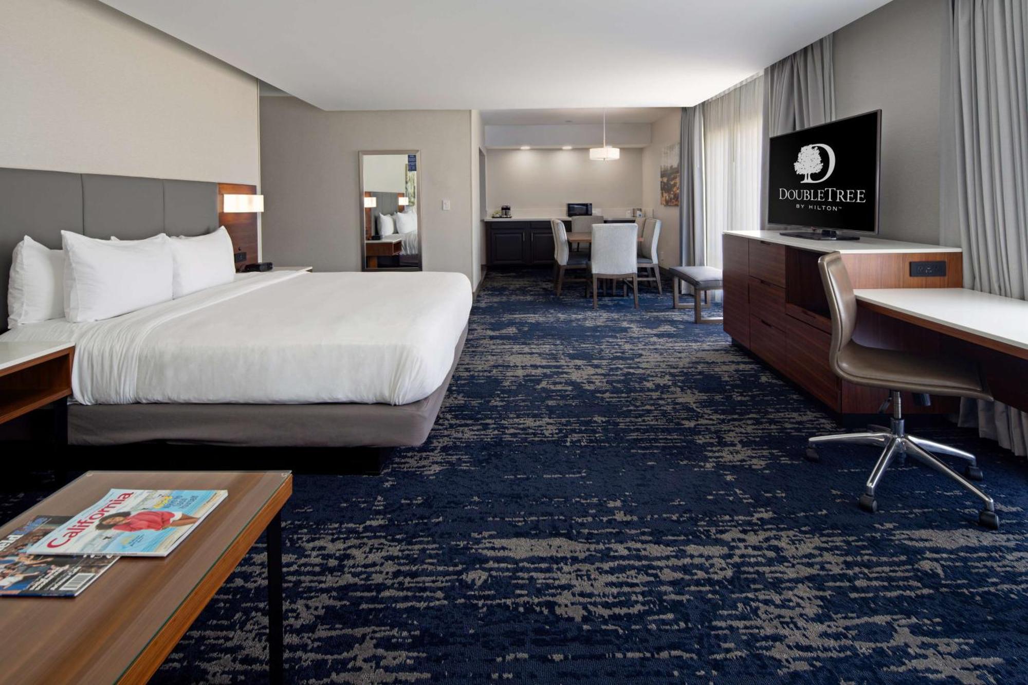 Doubletree By Hilton Bakersfield Hotel Luaran gambar